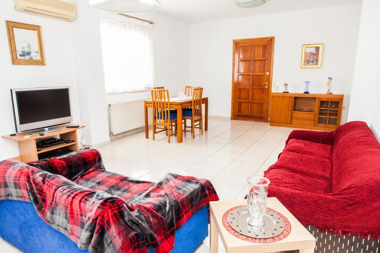 Sunny Apartment Near Metro Station Athènes Extérieur photo