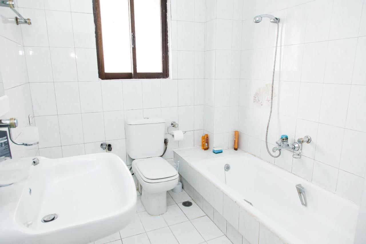 Sunny Apartment Near Metro Station Athènes Extérieur photo